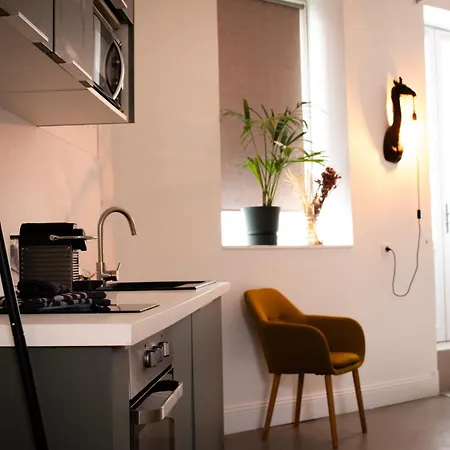 Apartmán Jungle Room, Jacuzzi Privatif Et Cinema