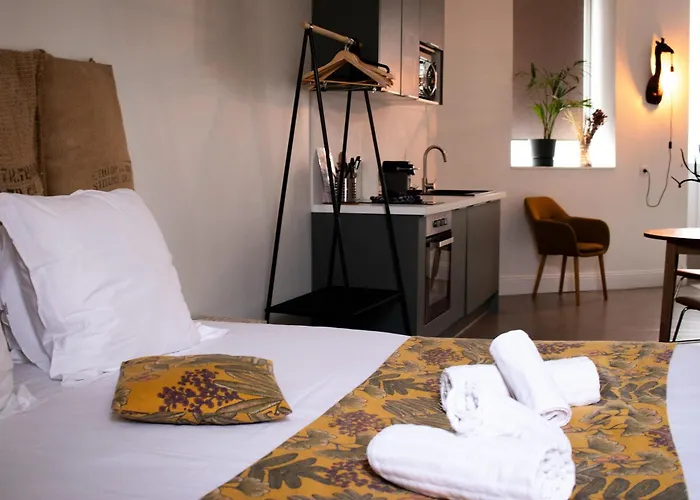 Appartement Jungle Room, Jacuzzi Privatif Et Cinéma Bordeaux
